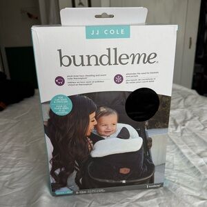 JJ Cole Bundleme Infant Cover in Black and Cream